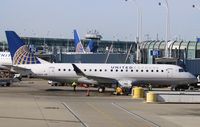 N125SY @ KORD - ERJ-170-200 LR