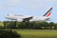 F-GUGM @ LFRB - Airbus A318-111, Landing rwy 25L, Brest-Bretagne airport (LFRB-BES) - by Yves-Q