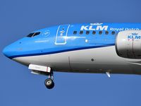 PH-BGE @ LFBD - KL1315 from Amsterdam landing runway 23 - by Jean Christophe Ravon - FRENCHSKY