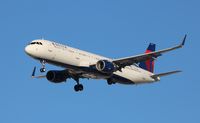 N343DN @ KLAS - Airbus A321-211 - by Mark Pasqualino
