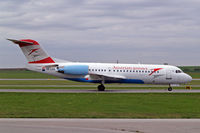 OE-LFR @ LOWW - OE-LFR   Fokker F-70 [11572] (Austrian Arrows) Vienna-Schwechat~OE 13/09/2007