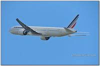 F-GZNK @ SUMU - Take off from SUMU - by Amilcar Carriqui Duarte
