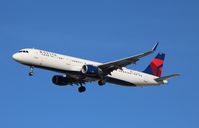 N328DN @ KLAS - Airbus A321-211 - by Mark Pasqualino