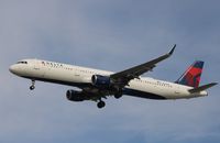 N314DN @ KLAS - Airbus A321-211 - by Mark Pasqualino