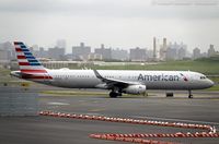 N910AU @ KLGA - Airbus A321-231 - American Airlines  C/N 7876, N910AU