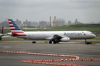 N916US @ KLGA - Airbus A321-231 - American Airlines  C/N 6420, N916US