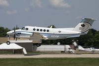 N91RW @ KOSH - Beech B300 Super King Air  C/N 40026/67-14510, N91RW - by Dariusz Jezewski www.FotoDj.com