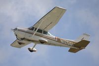 N12561 @ KOSH - Cessna 172M Skyhawk  C/N 17262074, N12561