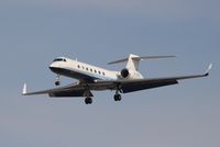 G-LSCW @ KLAS - Gulfstream GV-SP