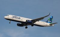 N968JT @ KLAS - Airbus A321-231