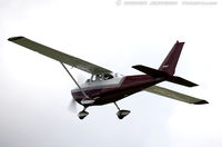 N5520T @ KOSH - Cessna 172E Skyhawk  C/N 17251420, N5520T - by Dariusz Jezewski www.FotoDj.com