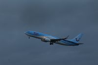 D-AHFT @ EGSH - Departing Norwich after repaint into TUI livery - by AirbusA320