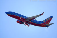 N298WN @ KEWR - Boeing 737-7H4 - Southwest Airlines  C/N 32543, N298WN