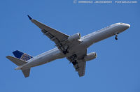 N66051 @ KEWR - Boeing 767-424/ER - United Airlines  C/N 29446, N66051 - by Dariusz Jezewski www.FotoDj.com