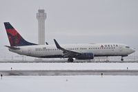 N374DA @ KBOI - Landing RWY 28R.