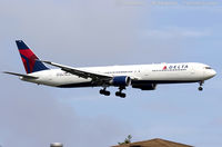 N827MH @ KJFK - Boeing 767-432/ER - Delta Air Lines  C/N 29705, N827MH