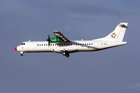 OY-RUV @ EKCH - OY-RUV landing rw 22L