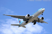 HL8285 @ KJFK - Boeing 777-FB5 - Korean Air Cargo  C/N 37641, HL8285 - by Dariusz Jezewski www.FotoDj.com