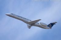 N13975 @ KEWR - Embraer ERJ-145LR (EMB-145LR) - United Express (ExpressJet Airlines)   C/N 145163, N13975