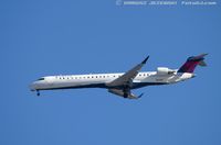 N182GJ @ KEWR - Bombardier CRJ-900 NG (CL-600-2D24) - Delta Connection (GoJet Airlines)   C/N 15175, N182GJ - by Dariusz Jezewski www.FotoDj.com