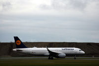 D-AIUJ @ EKCH - D-AIUJ taxing for takeoff rw 04R - by Erik Oxtorp