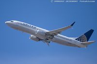 N77530 @ KEWR - Boeing 737-824 - United Airlines  C/N 39998, N77530