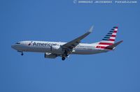 N912NN @ KEWR - Boeing 737-823 - American Airlines  C/N 33319, N912NN