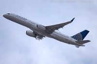 N14102 @ KEWR - Boeing 757-224 - United Airlines  C/N 27292, N14102