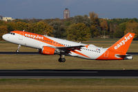 OE-IZW @ EDDT -  - by Tomas Milosch