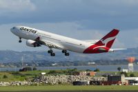 VH-EBR @ NZAA - see ya later - by Magnaman
