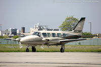 N33MV @ KFRG - Piper PA-31-350 Chieftain  C/N 31-8252035, N33MV