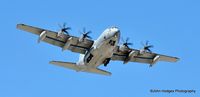 14-5808 @ KABQ - Commando II on final RWY 8 - by John Hodges