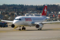 HB-IPU @ LSZH - At Zurich - by Micha Lueck