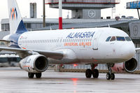 SU-TCE @ LOWL - SU-TCE @ Linz Airport - by Simon Prechtl