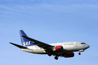 LN-RRO @ EKCH - LN-RRO landing rw 04L