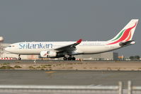 4R-ALA @ OMDB - Srilankan - by Jan Buisman