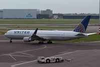 N644UA @ EHAM - United