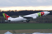 CS-TOI @ VIE - TAP Air Portugal Airbus A330-200 - by Thomas Ramgraber
