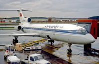 CCCP-85542 @ ARN - Stockholm Arlanda 4.11.1989 - by leo larsen