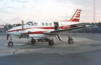 OY-AZV @ CPH - Copenhagen 24.8.1982 - by leo larsen