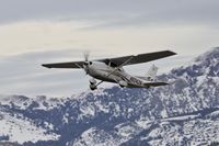 N6042N @ TRK - Truckee Airport California 2019.