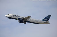 N607JB @ KEWR - Airbus A320-232 - Beantown Blue - JetBlue Airways  C/N 2386, N607JB