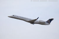 N11194 @ KEWR - Embraer ERJ-145XR (EMB-145XR) - United Express (ExpressJet Airlines)   C/N 14500940, N11194 - by Dariusz Jezewski www.FotoDj.com