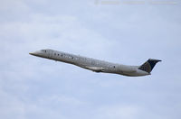 N13908 @ KEWR - Embraer ERJ-145LR (EMB-145LR) - United Express (ExpressJet Airlines)   C/N 145465, N13908