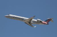 N740SK @ KLAX - CL-600-2C10