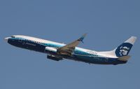 N512AS @ KLAX - Boeing 737-890
