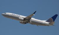 N76514 @ KLAX - Boeing 737-824