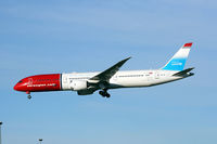LN-LNT @ EKCH - LN-LNT landing rw  22L - by Erik Oxtorp