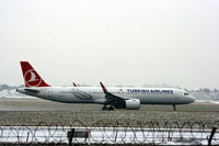TC-LSC @ EKCH - Taking off rw 22L