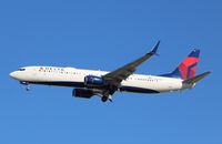 N909DN @ KLAS - Boeing 737-932/ER - by Mark Pasqualino
